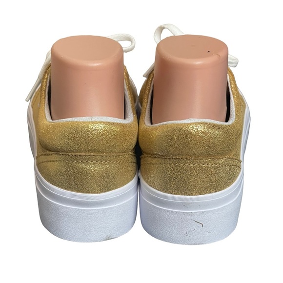 DC Women Trase Platform
Casual Shoes Gold US Size 8.5
NWB Metallic Fabric - Picture 5 of 12